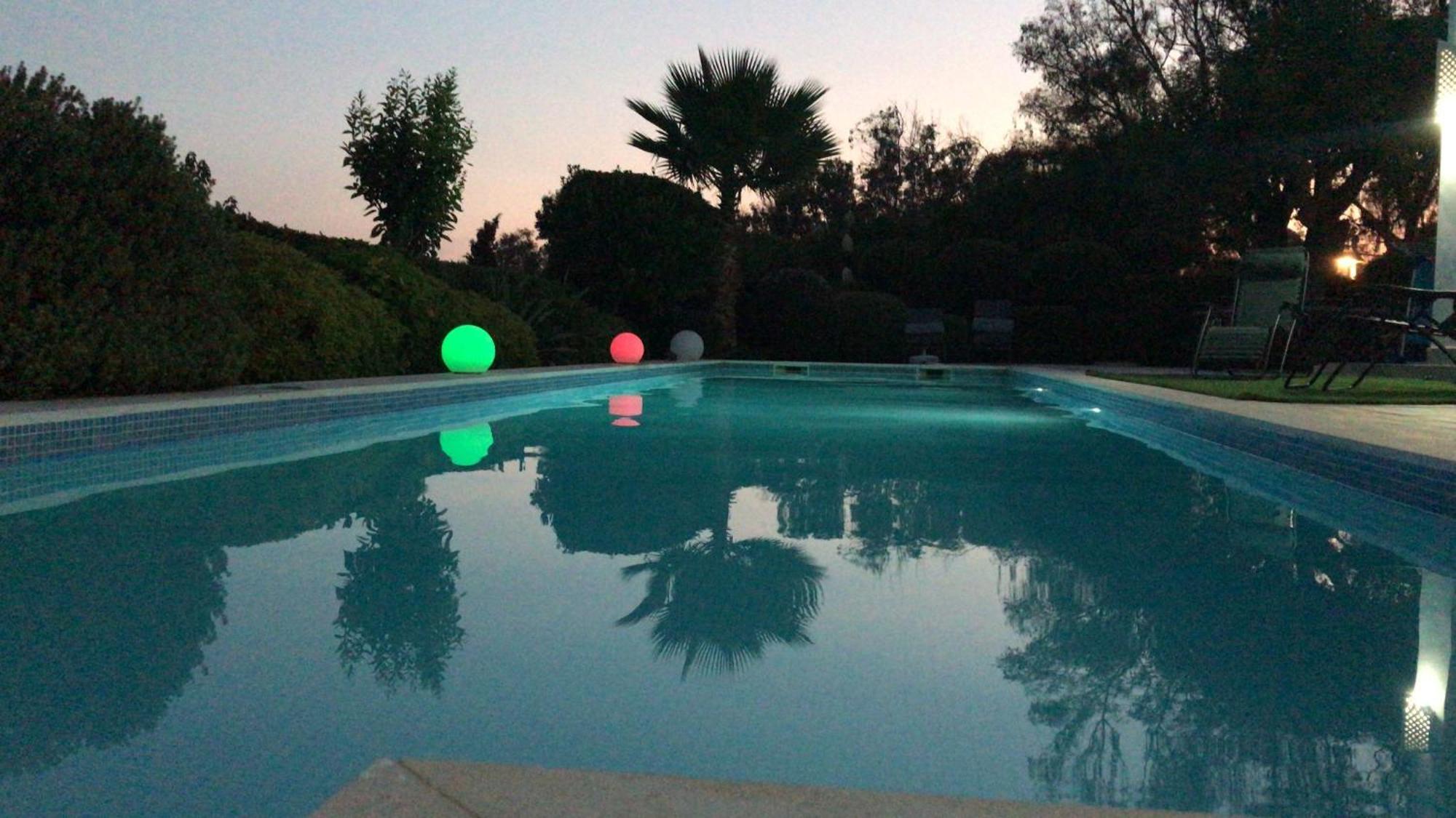 Hermosa En Marbella,100 M Playa, Vistas Al Mar, Piscina Privada Villa