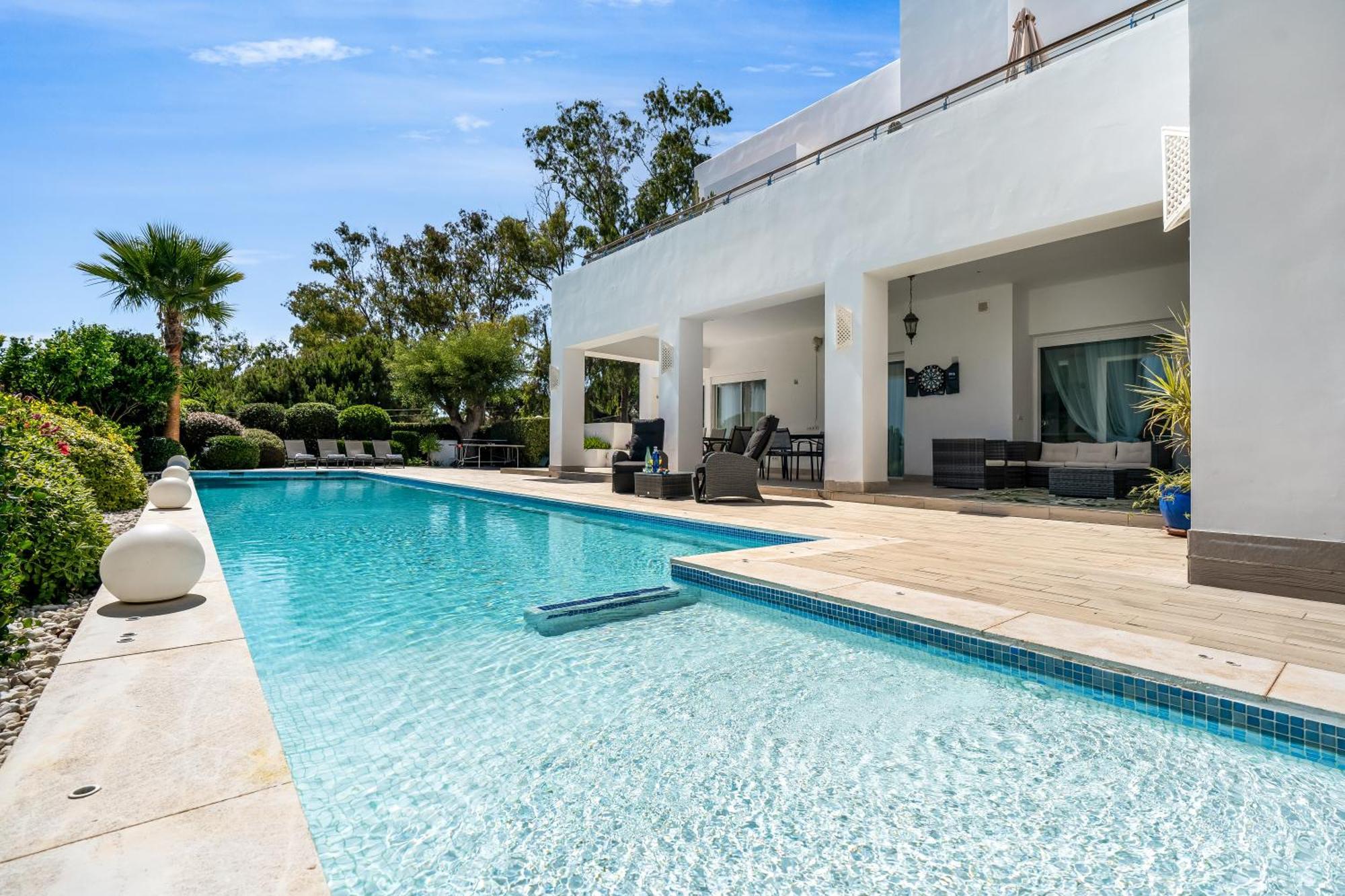 Hermosa En Marbella,100 M Playa, Vistas Al Mar, Piscina Privada Marbella