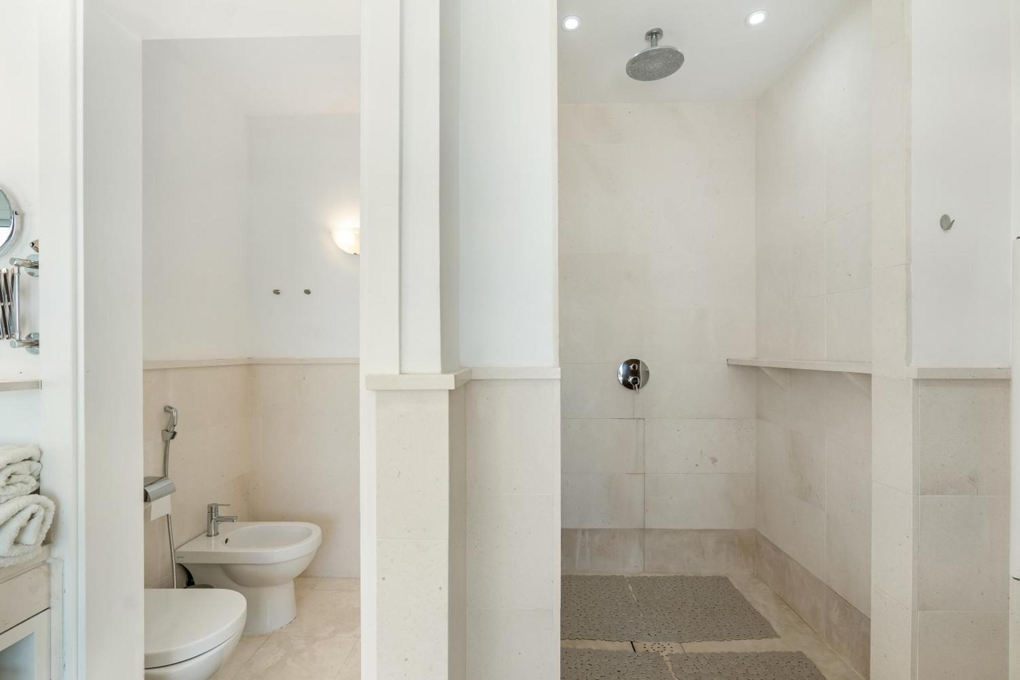 Villa Hermosa En Marbella,100 M Playa, Vistas Al Mar, Piscina Privada Marbella