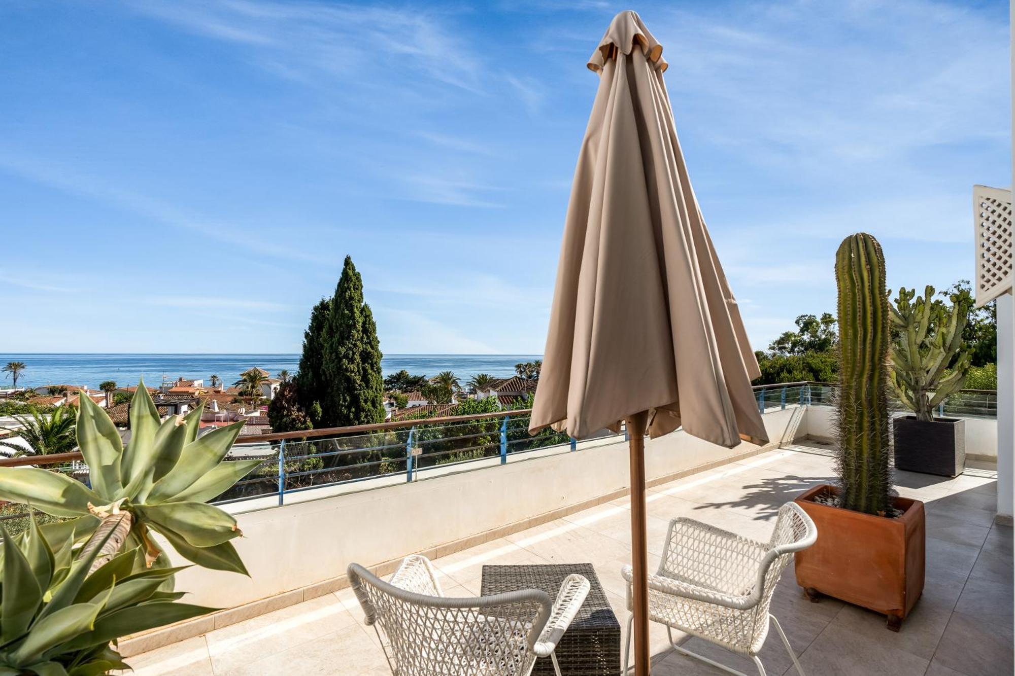 Hermosa En Marbella,100 M Playa, Vistas Al Mar, Piscina Privada Marbella