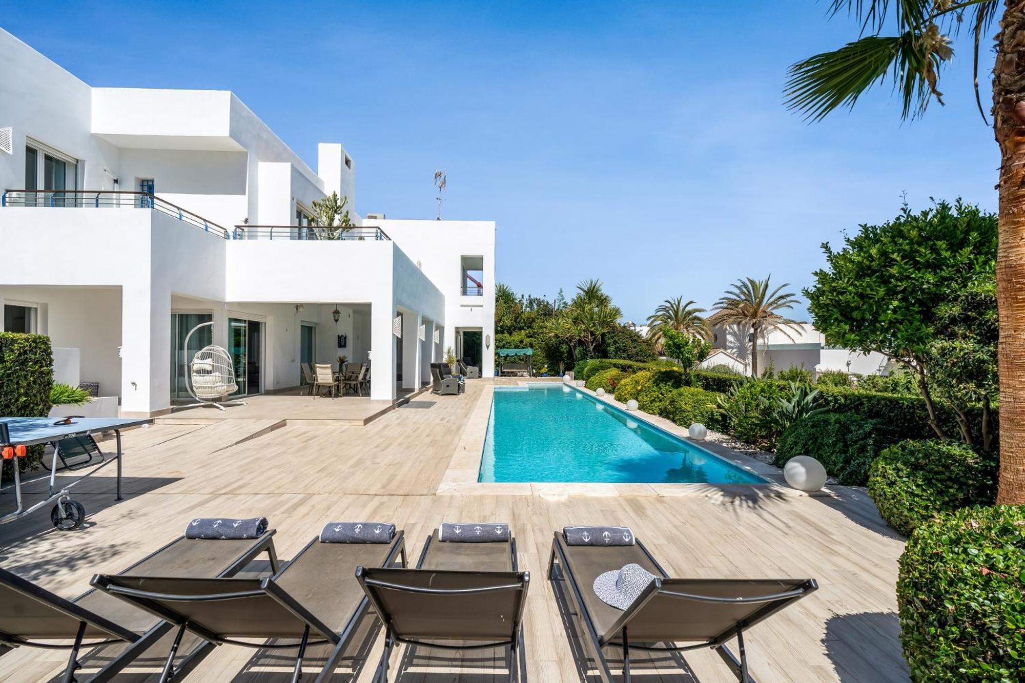 Hermosa En Marbella,100 M Playa, Vistas Al Mar, Piscina Privada *
